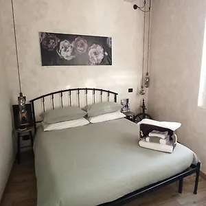Chiaro Di Luna - Roma